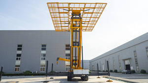 Mehrzweck-Arbeitsbühne der Marke FORWAR mit 26 m Hubhöhe und 8 t Tragfähigkeit für Höhenarbeiten im Bauwesen - Product Image 2