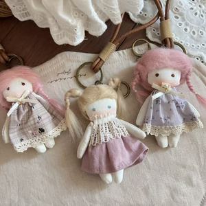 Portachiavi con Bambola in Stoffa Miniatura <span class=keywords><strong>di</strong></span> Alta Qualità, Fatta a Mano, con <span class=keywords><strong>Vestito</strong></span> in Pizzo, Bambola in Morbido Cotone Peluche, Decorazione per Borsa, Regalo - Product Image 2