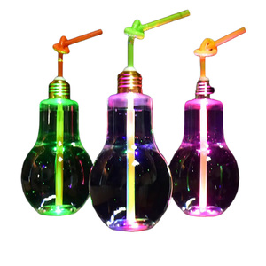 Büyük Ağızlı LED Işıklı Bardak Şeffaf PET Plastik Parti Bardağı ve Tabaklı Yenilikçi İçecek Seti Kokteyl Viski Meyve Suyu Çay Ev Barı - Product Image 1