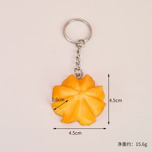 Porte-clés pendentif en forme de biscuits, pain et aliments, pour cadeau <span class=keywords><strong>d</strong></span>'un <span class=keywords><strong>ami</strong></span>, unique et créatif, simulation de biscuit, baguette, sac, <span class=keywords><strong>voiture</strong></span>, boîte, porte-clés - Product Image 5