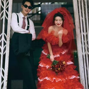 Nuevo Modelo 2026, Vestido <span class=keywords><strong>de</strong></span> Novia Rojo Vintage Antiestático Bordado, Estilo Hong Kong para Sesiones <span class=keywords><strong>de</strong></span> Fotos <span class=keywords><strong>de</strong></span> Boda <span class=keywords><strong>de</strong></span> los 80 - Product Image 2