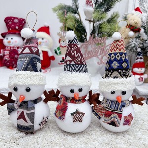Handmade <b>Christmas</b> Gift Decorations Snowman Doll Figurine Fabric <b>Christmas</b> Tree Ornament Indoor Use Mall <b>Window</b> <b>Display</b> - Product Image 4
