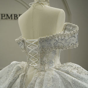 Robes de mariée et de soirée modernes GT26011, longues, ornées de perles et de cristaux floraux, style Sweetheart - Product Image 6