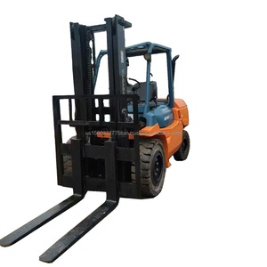 Oferta Especial: Mini Tractor Montacargas Usado de 5 Toneladas, Modelo 2022, Elevación de 4.5m, Motor Diésel, Mástil de 3 Etapas, 1 Año de Garantía, Mejor Servicio - Product Image 1