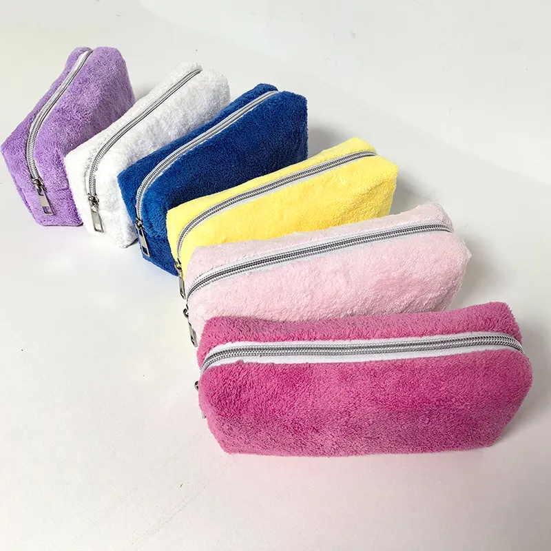 Hochwertige Macaron Plüsch Makeup-Tasche Halttasche Süßigkeiten Farbe tragbar süß weich Wachsstift-Tasche flauschige Kosmetik-Makeup-Taschen