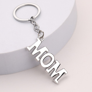 Portachiavi personalizzato con lettera in metallo caldo con portachiavi in lega di zinco creativo in lega di zinco - Product Image 4