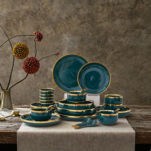 <span class=keywords><strong>Set</strong></span> di Stoviglie in Ceramica Porcellana Verde con Bordo Dorato Stile Nordico Minimalista, Servizio da Tavola Sostenibile Made in Cina - Product Image 2