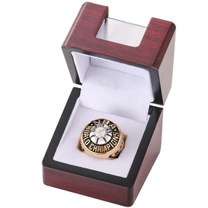 1972 para <span class=keywords><strong>Los</strong></span> Angeles Lakers Championship Ring West Player Aleación ecológica Diamante Cobre chapado en oro Piedra preciosa certificada CMA - Product Image 6