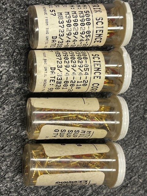 Mil-spec Gold Pins 5000-054-20 M39029/4-110 20-21 Plug Locate