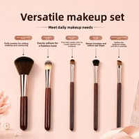 Grosir 5pcs Set Kuas Kosmetik Gagang Kayu Serat Sintetis Lembut untuk Blush Concealer Contour Blending OEM ODM Penggunaan Salon Kecantikan Profesional