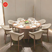 Chaise de salle à manger de style exécutif moderne en bois massif de frêne avec un design durable, imperméable et écologique pour usage commercial