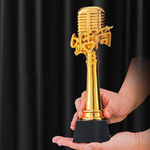 Kunden spezifische Crystal Trophy Golden Microphone Musik note Creative Engraved Awards Cup Mikrofon <span class=keywords><strong>Music</strong></span> Note Award Cup Trophäen - Product Image 2
