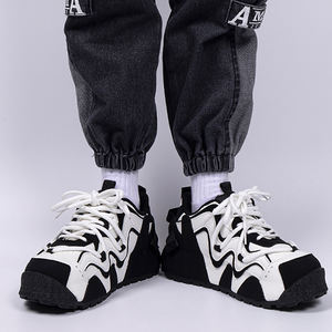 Оптовые дышащие нескользящие мужские повседневные кроссовки на толстой подошве со шнуровкой, с подошвой из ПВХ и хлопковой подкладкой, модные массивные кроссовки для мужчин - Product Image 2