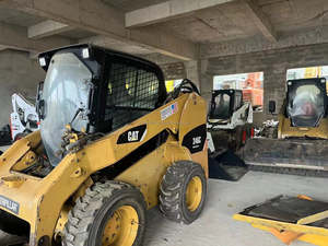 Tracteur Caterpillar 246C du mini chargeur 4WD du fabricant, chargeur compact de roue de 1 tonne fabriqué aux États-Unis - Product Image 2