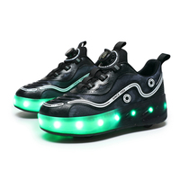 Chaussures de patins à roulettes avec logo personnalisé Young Kick 4 Wheels LED en stock au prix d'usine pour le sport pour enfants