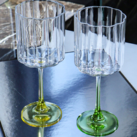 Verre à vin à pied haut vintage, couleur personnalisée, emballage en boîte d'usine, vente chaude, pour fêtes