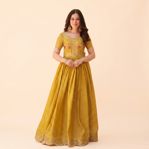 Vestido de Rayón Dorado para Mujer con Bordado y Lentejuelas, Largo hasta el Tobillo, Estilo Tradicional Indio-Pakistaní, para Fiestas, Bodas de Verano - Product Image 1