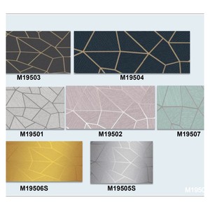 Nuevos diseños modernos 3d papel tapiz metálico para decoración del hogar, rollos de papel tapiz dorado para interiores en exist - Product Image 2