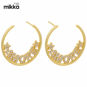 Boucles d'oreilles clous minimalistes en argent S925, fabriquées à la main, de qualité supérieure, différents types, pour enseignant, avec lettre formelle, OEM - Product Image 1
