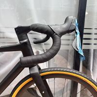 Kozo Carbonfaser Gravel Mountainbike All Mountain 700C*35C |   Aluminiumlegierungsgabel |   Hydraulische Scheibenbremsen |   13-Gang |   Unisex