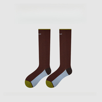 Chaussettes de compression montantes pour femmes, de haute qualité, amincissantes, respirantes et de soutien, idéales pour la course, la corde à sauter, le fitness et les voyages.