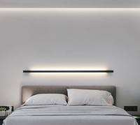 Longue bande lumineuse à Led simple Applique murale en aluminium Intérieur Ligne noire Appliques murales Applique d'escalier