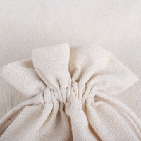 Nouvelle arrivée pochettes à cordon en toile de coton à point noué sacs d'emballage cadeau en gros en stock en vrac