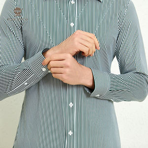 <span class=keywords><strong>Chemise</strong></span> décontractée pour <span class=keywords><strong>homme</strong></span> en coton tricoté et élasthanne à rayures imprimées - Product Image 4