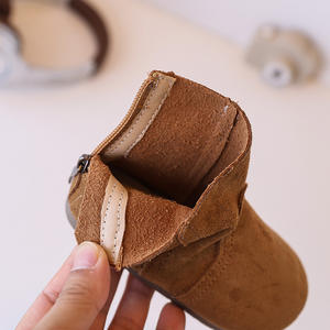 Botas para niños, otoño 2025, nuevas botas cortas de moda británica para niñas, versión coreana de botas individuales para niñas - Product Image 3