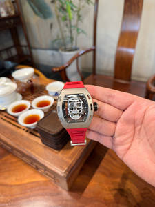 Des produits de qualité supérieure sont en production constante. Nous concevons des montres uniques et exquises pour chaque individu prospère. - Product Image 4