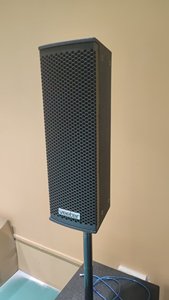 Columna <span class=keywords><strong>de</strong></span> Altavoces <span class=keywords><strong>de</strong></span> Arreglo Vertical <span class=keywords><strong>de</strong></span> Alta Gama 750W Veeter VT404 — Impermeable Portátil para Bodas, Iglesias, Hoteles y Música <span class=keywords><strong>de</strong></span> Negocios - Product Image 4