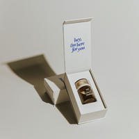 Boîte d'emballage en papier d'art avec logo personnalisé imprimé en relief pour diffuseur de parfum et bougie - Cadeau de luxe recyclable pour boutique