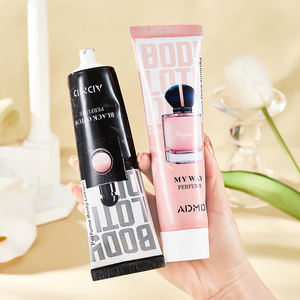 Crema Hidratante Nutritiva Corporal Blanqueadora con Colágeno Perfumada Orgánica al por Mayor para Mujeres, Loción de Lujo con Fragancia Duradera para la Sequedad - Product Image 1