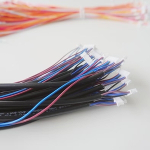Kustom rakitan kawat otomatis dengan isolasi PVC dan konduktor tembaga murni untuk aplikasi elektronik dari Cina - Product Image 4