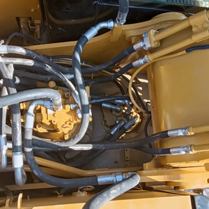 รถขุด CAT 320D ขนาด 20 ตัน พร้อมบุ้งกี๋ขุดขนาด 1 ลูกบาศก์เมตร รถขุดตีนตะขาบ cat320d มือสอง - Product Image 6