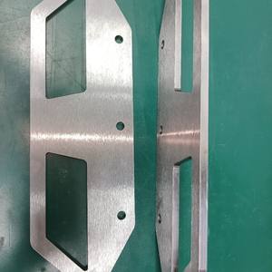 Contrôleur CNC de haute précision pour petites séries, pour matériaux isolants en cuivre, aluminium et acier inoxydable, basé sur des dessins et des échantillons - Product Image 4