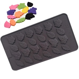 <span class=keywords><strong>Moule</strong></span> en silicone 3D en forme de feuille (24 feuilles) pour gâteaux, chocolats, cupcakes, glaçons, savons, beurres – <span class=keywords><strong>Petit</strong></span> <span class=keywords><strong>moule</strong></span> pour fêtes, gâteaux et biscuits – Vente en gros - Product Image 2