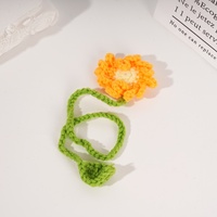 Bijoux de fleurs de marguerite blanche faits à la main tricotés au Crochet breloque pour rétroviseur de voiture décor bricolage Crochet sac Textile tissu artisanat