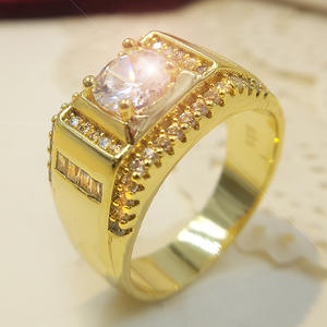 Anillo de oro real Chapado en cobre de moda caliente nuevo anillo de diamantes para hombres domenical lleno de diamantes micro-incrustaciones 3A anillo de circón joyería - Product Image 4