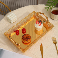 Plateau décoratif de luxe de style arabe en métal argenté et doré pour servir des bonbons, des desserts, des fruits et des aliments