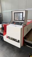 Máquina de Ranurado CNC LIANGJI Automática de Alta Precisión para Placas de Acero Inoxidable de 1250x4000mm, Control de 4 Ejes, Repetibilidad de 0.02mm