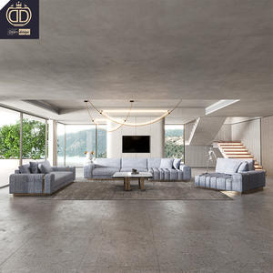 Sofá de Cuero Genuino de Tres Plazas Villa Gray, Sofá de Lujo para Sala de Estar de Apartamento, Diseño Italiano Moderno - Product Image 3