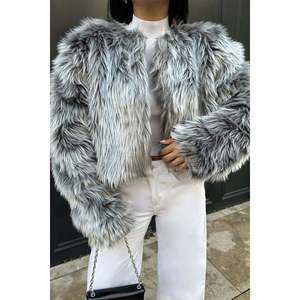 Abrigo Corto de Piel Sintética Gris Rubí con Cierre de Cremallera Tejida de Lana y Seda, Decoración de Botones de Una Sola Hilera - Product Image 2