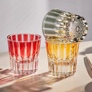 Verres à whisky en cristal au design vintage classique, verres à vin <span class=keywords><strong>de</strong></span> haute qualité pour la maison, verres à <span class=keywords><strong>liqueur</strong></span> pour café, whisky, lait, boissons chaudes - Product Image 1