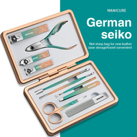 Ensemble de coupe-ongles 10 en 1, ensemble de manucure en acier inoxydable, outils professionnels pour couper les ongles incarnés, étui en aluminium, cadeau