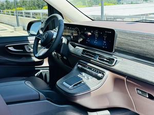 Voiture d'<span class=keywords><strong>occasion</strong></span> <span class=keywords><strong>Mercedes</strong></span>-Benz V-Class V300L 2024, version luxe à empattement long, MPV avec hybride léger 48V et autonomie de 500 km, presque neuve - Product Image 5