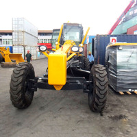 Niveleuse haute performance GR135 avec une masse de 9000 kg et une profondeur de coupe de 500 mm pour les travaux de terrassement