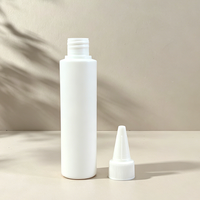 Bouteille en plastique PE à embout fin, bouteille à visser avec bouchon à bec torsadé pour huile capillaire