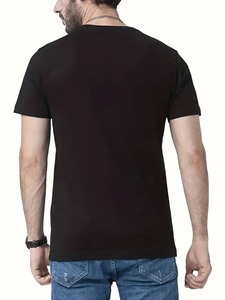 T-shirt grafica unisex retrò con gatto gangster che fuma, nera vintage, casual a maniche corte per uomo e donna - Product Image 2