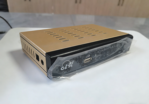 Penerima TV Digital DVB-T2 Sensitivitas Tinggi, Tegangan Lebar 110V-250V, Pemutar Media Multi-Format dengan Remote IR - Product Image 1